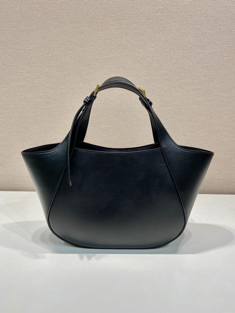 Pra*a tote bags
